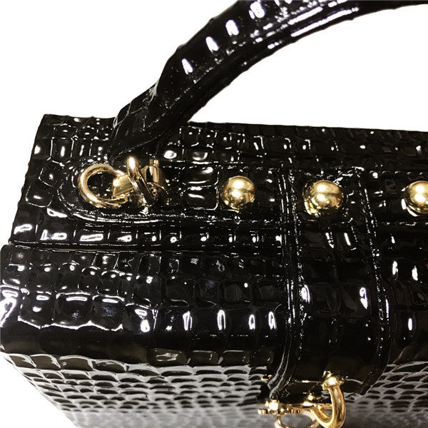 Vaelore Python print handbag